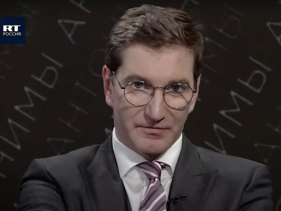 RT выпустил в эфир фильм Антона Красовского, призывавшего топить украинских детей