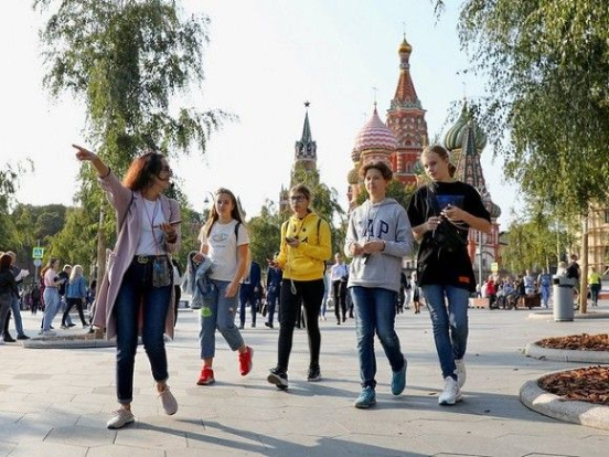 Глава ВЦИОМ заявил о «временном космополитизме» среди молодежи