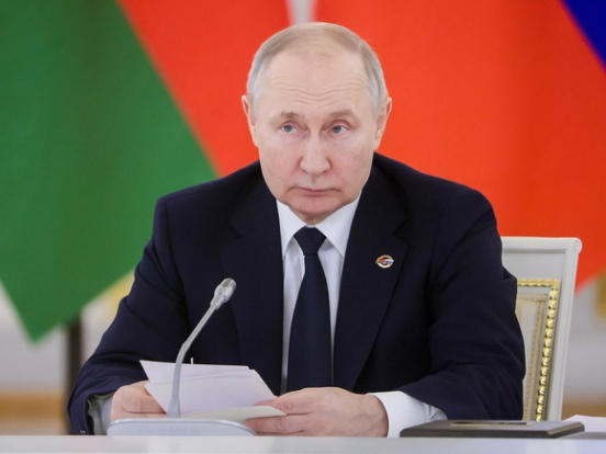 Путин разрешил правительству делать исключения из санкций против Украины