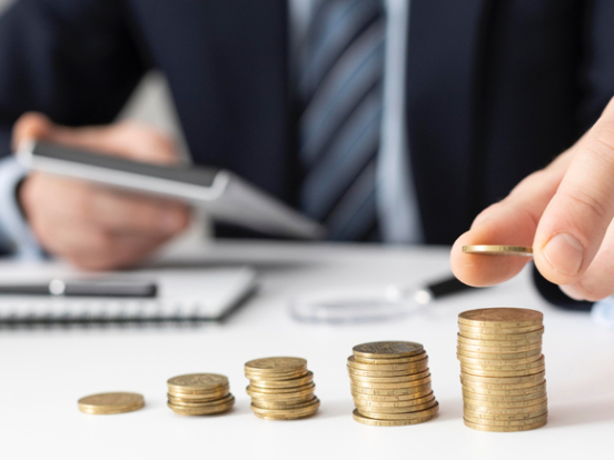 Минфин дал прогноз по дефициту бюджета РФ по итогам года