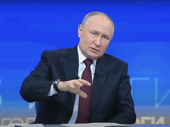 Путин извинился за ситуацию с яйцами в стране