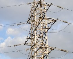 Над Сикстинской капеллой перед выборами папы римского установили трубу