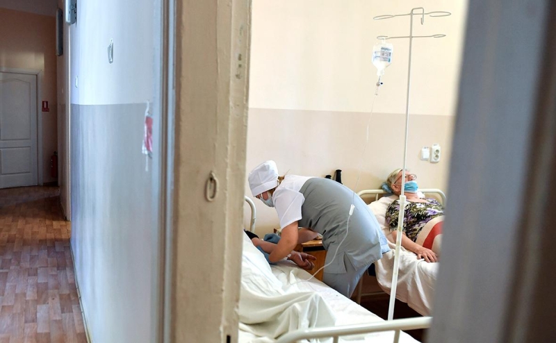В Екатеринбурге 12 человек госпитализированы после банкета в кафе